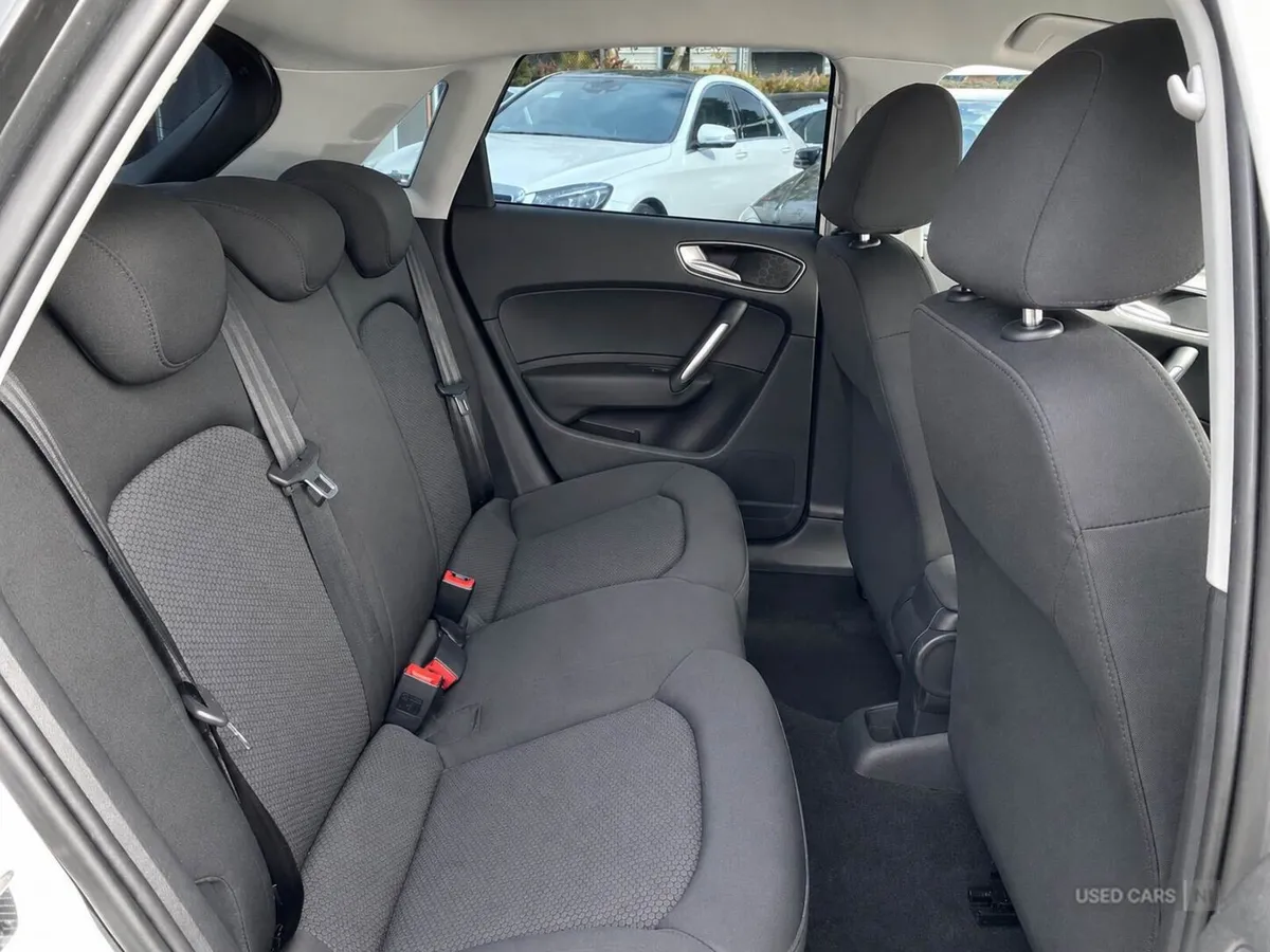 Audi A1 , Petrol, 2015, White