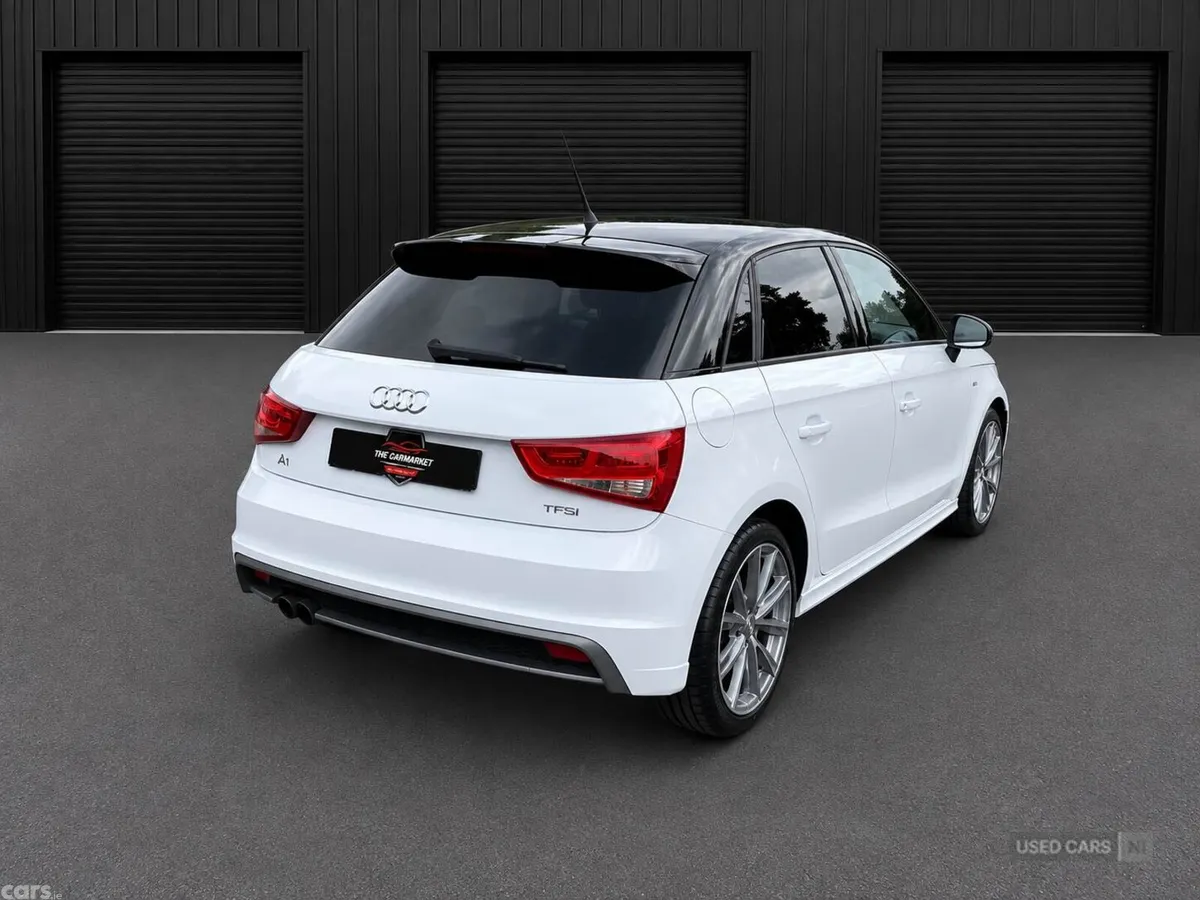 Audi A1 , Petrol, 2015, White