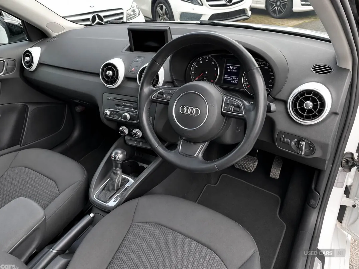 Audi A1 , Petrol, 2015, White