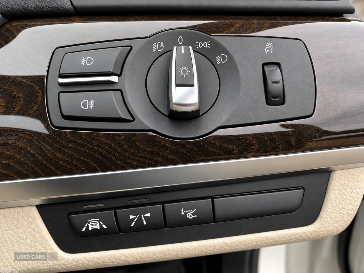 BMW 7-Series , Petrol Hybrid, 2014, White