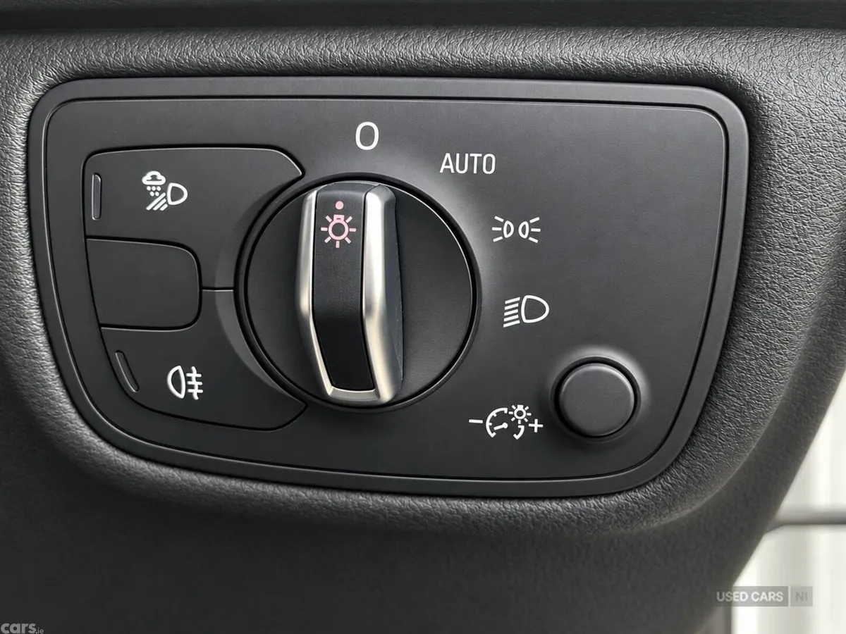 Audi A6 , Petrol, 2015, White