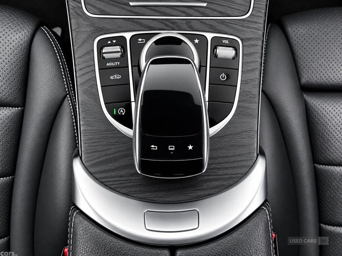 Mercedes-Benz C-Class , Petrol, 2015, White