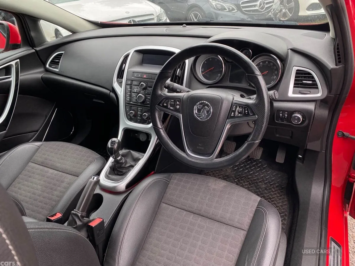 Vauxhall Other Coupe, Diesel, 2013, Red