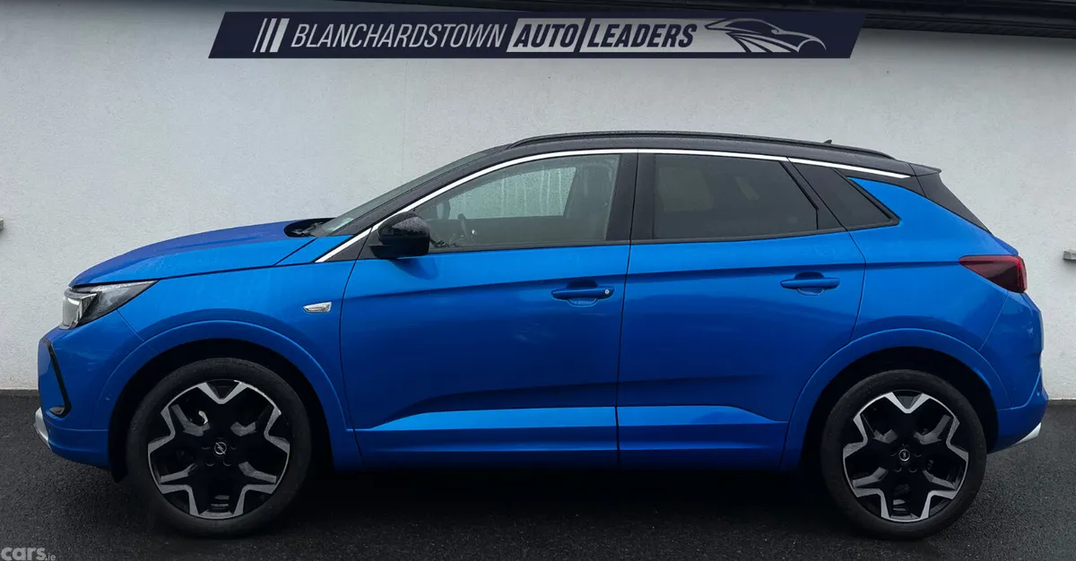Opel Grandland SUV, Diesel, 2023, Blue