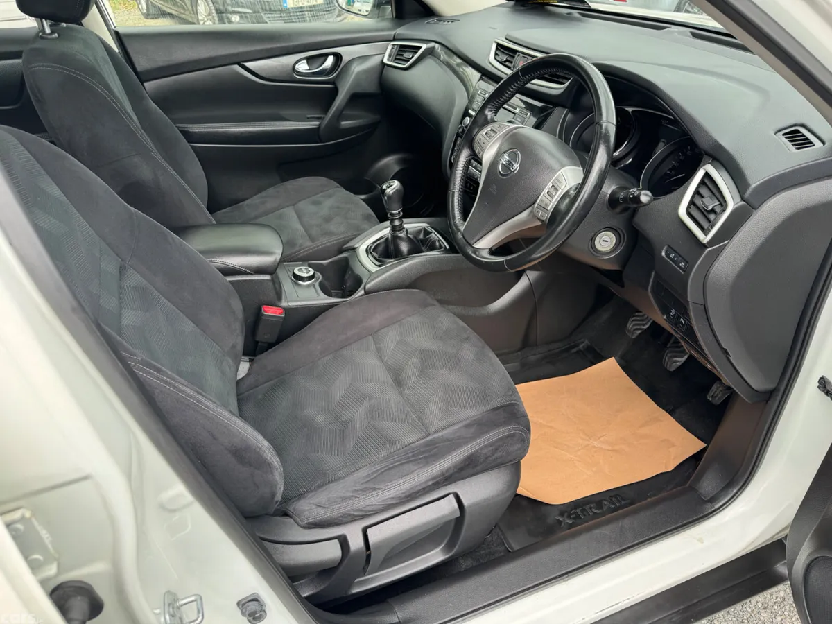 Nissan X-Trail SUV, Diesel, 2016, White