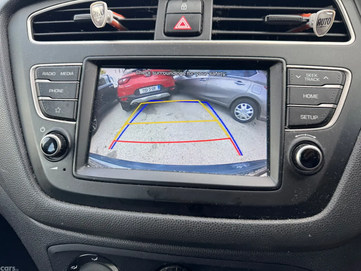 Hyundai i20 Hatchback, Petrol, 2019, Blue