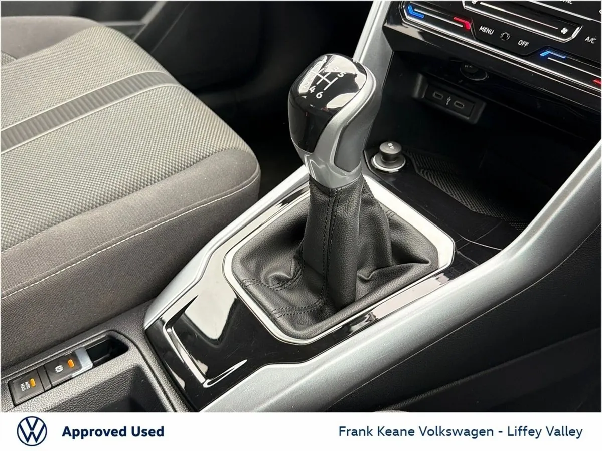 Volkswagen T-Roc SUV, Petrol, 2022, Silver
