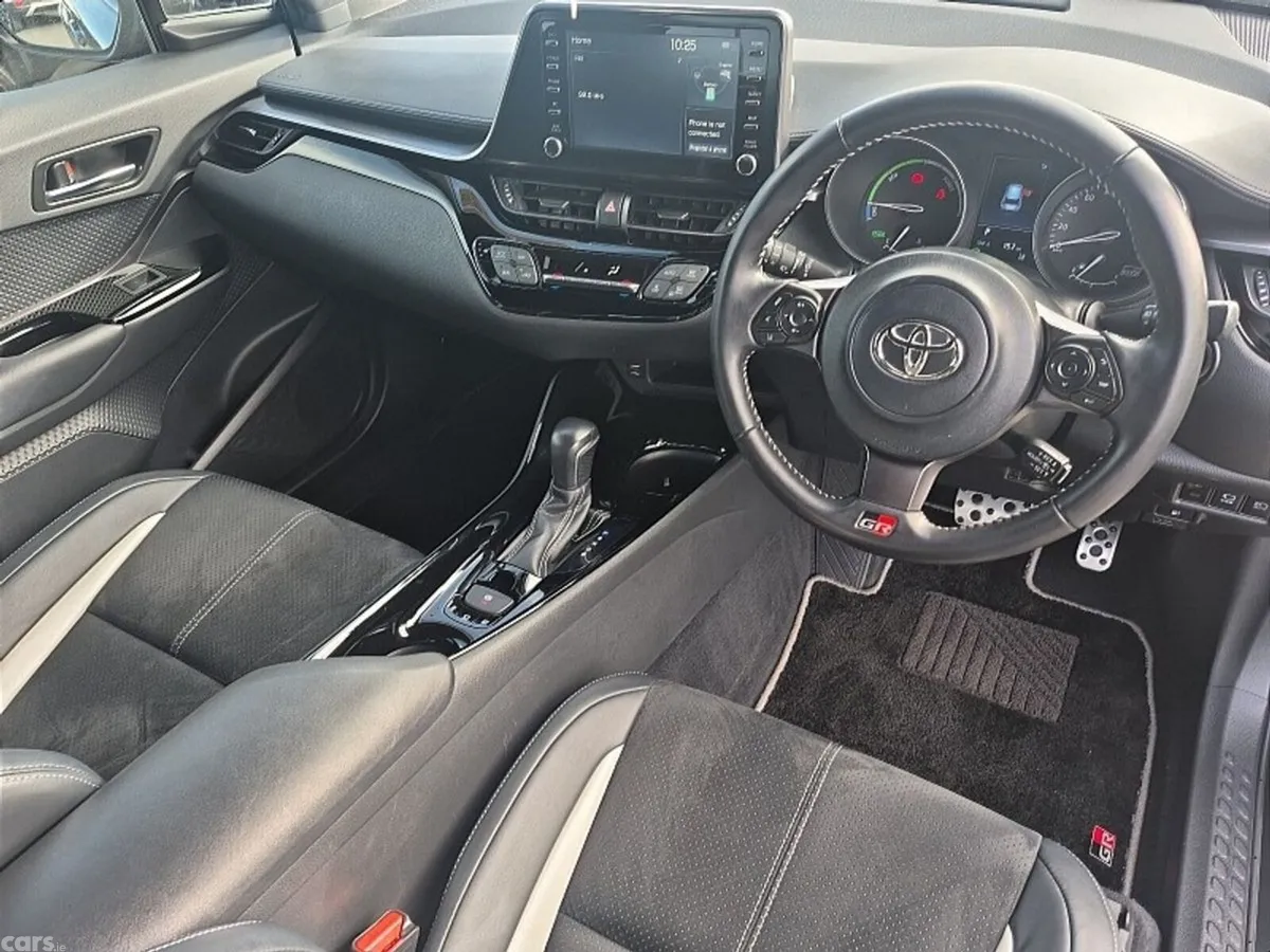 Toyota C-HR SUV, Petrol Hybrid, 2020, Black
