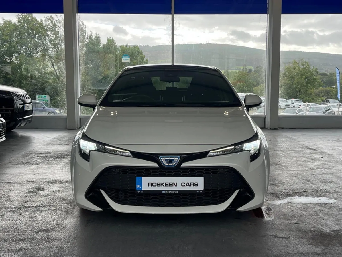 Toyota Corolla Hatchback, Petrol Hybrid, 2019, White