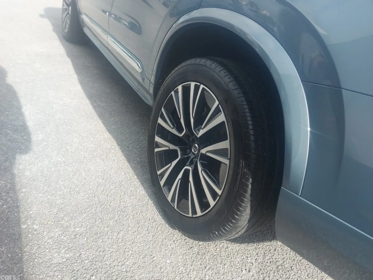Volvo XC90 MPV, Petrol Plug-in Hybrid, 2023, Grey