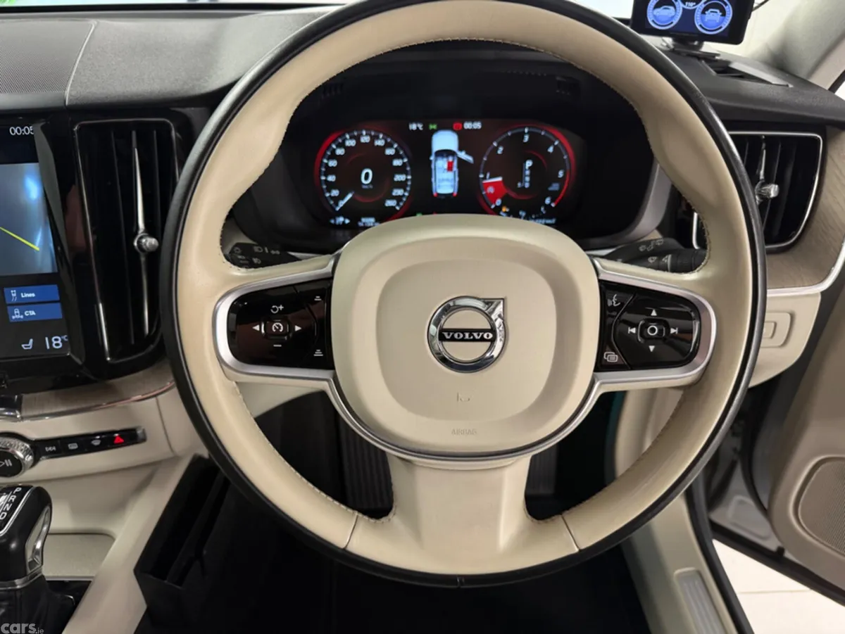 Volvo XC60 SUV, Diesel, 2018, Silver