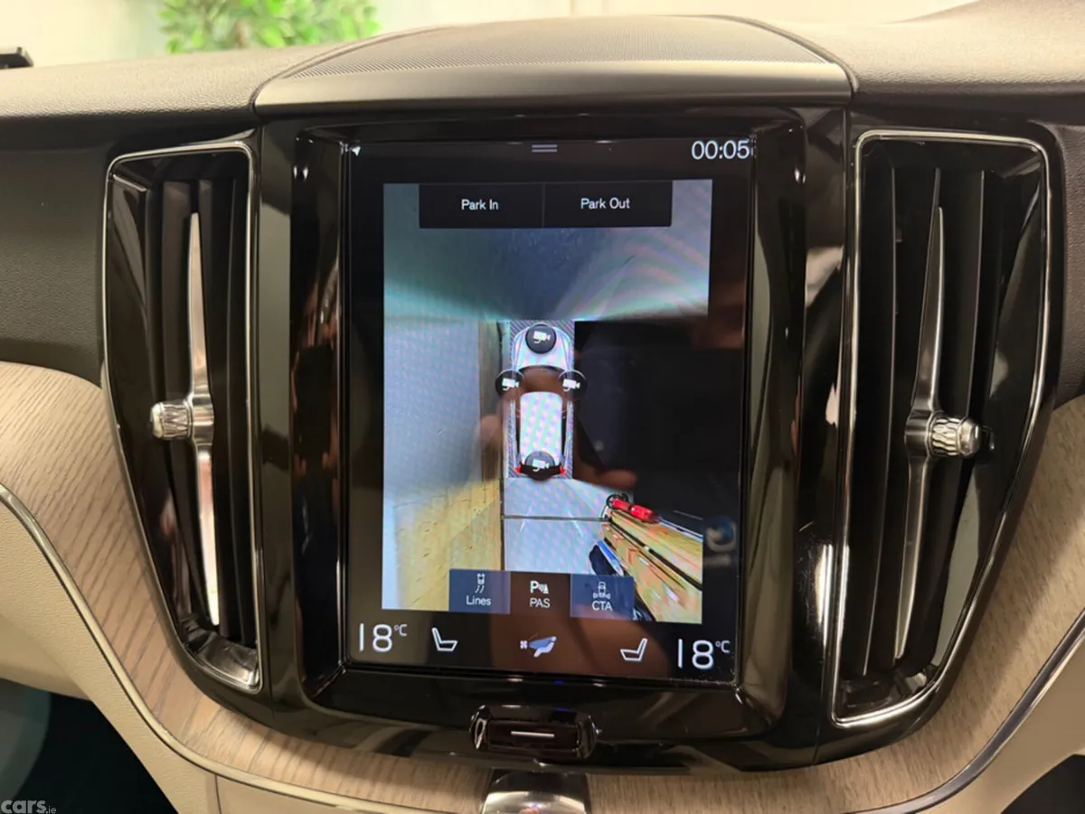 Volvo XC60 SUV, Diesel, 2018, Silver
