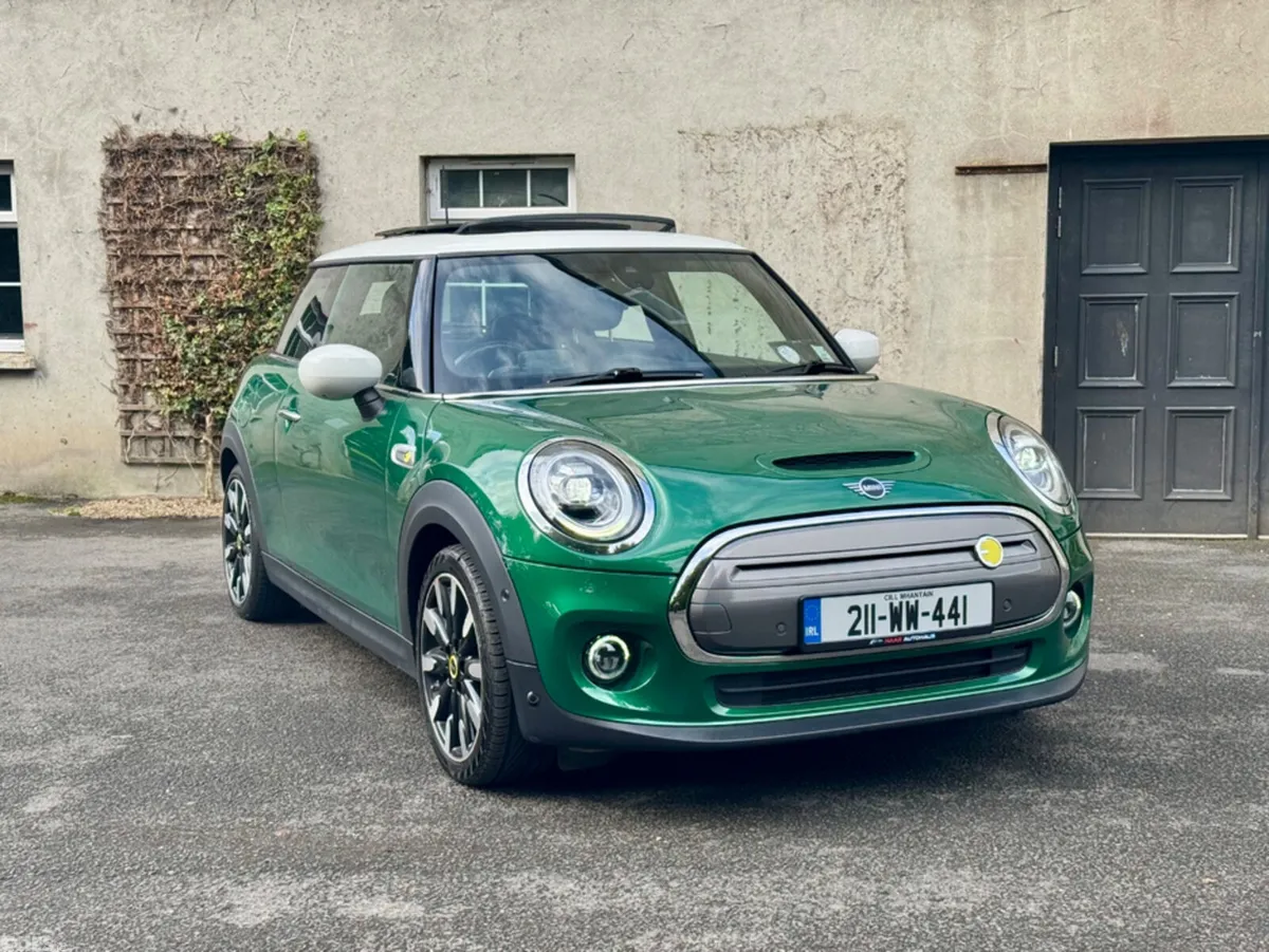 Mini Cooper Hatchback, Electric, 2021, Green