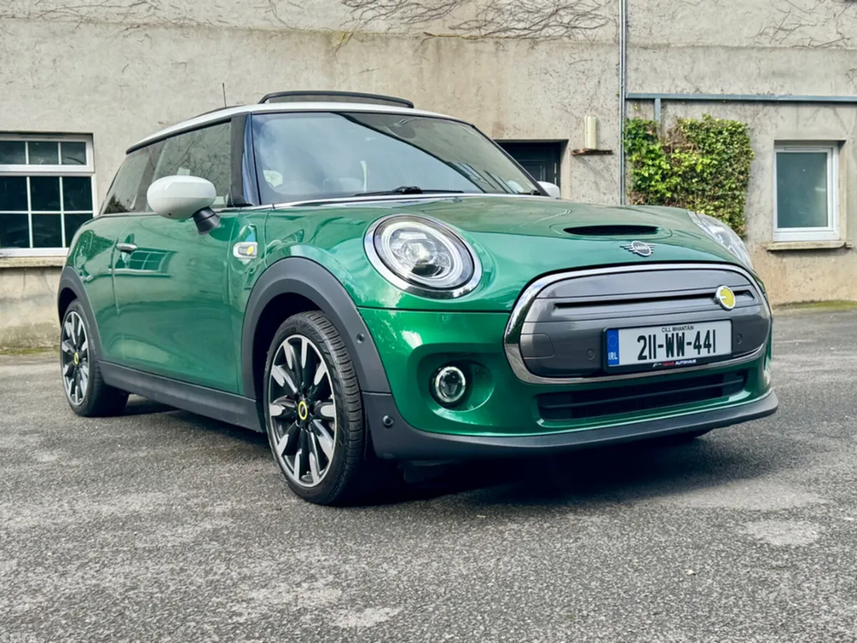 Mini Cooper Hatchback, Electric, 2021, Green