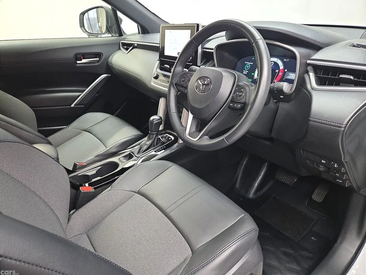Toyota Corolla Cross SUV, Petrol Hybrid, 2024, White