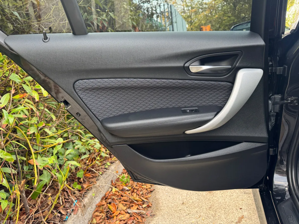 BMW 1-Series Hatchback, Petrol, 2015, Black