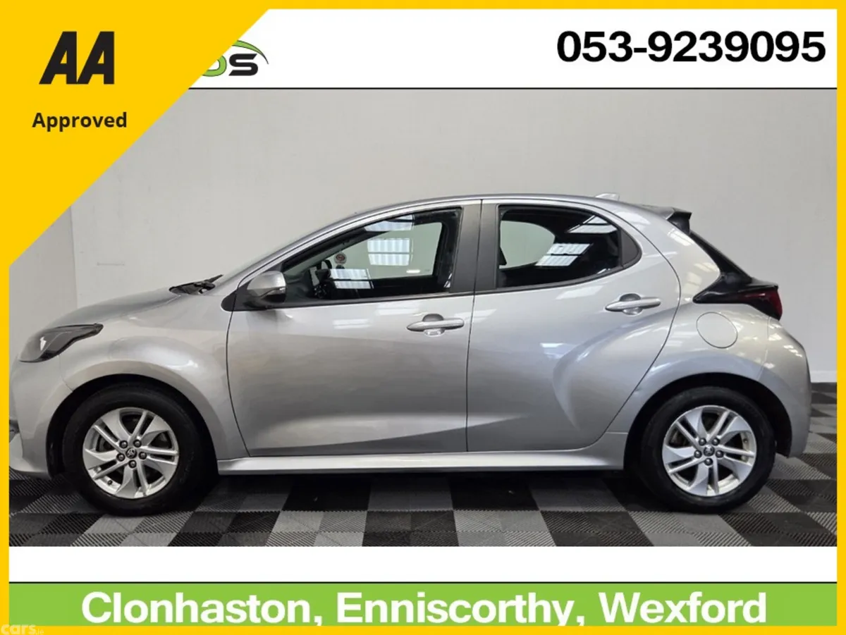 Toyota Yaris Hatchback, Petrol Hybrid, 2023, Grey