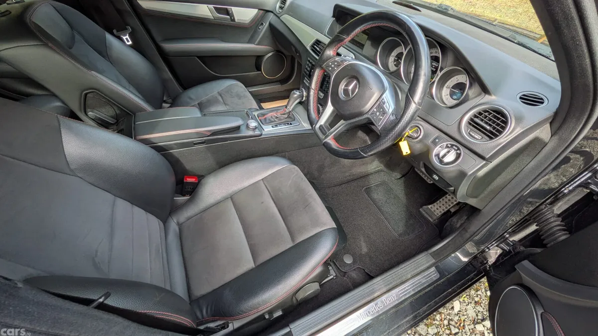 Mercedes-Benz C-Class Estate, Diesel, 2013, Black