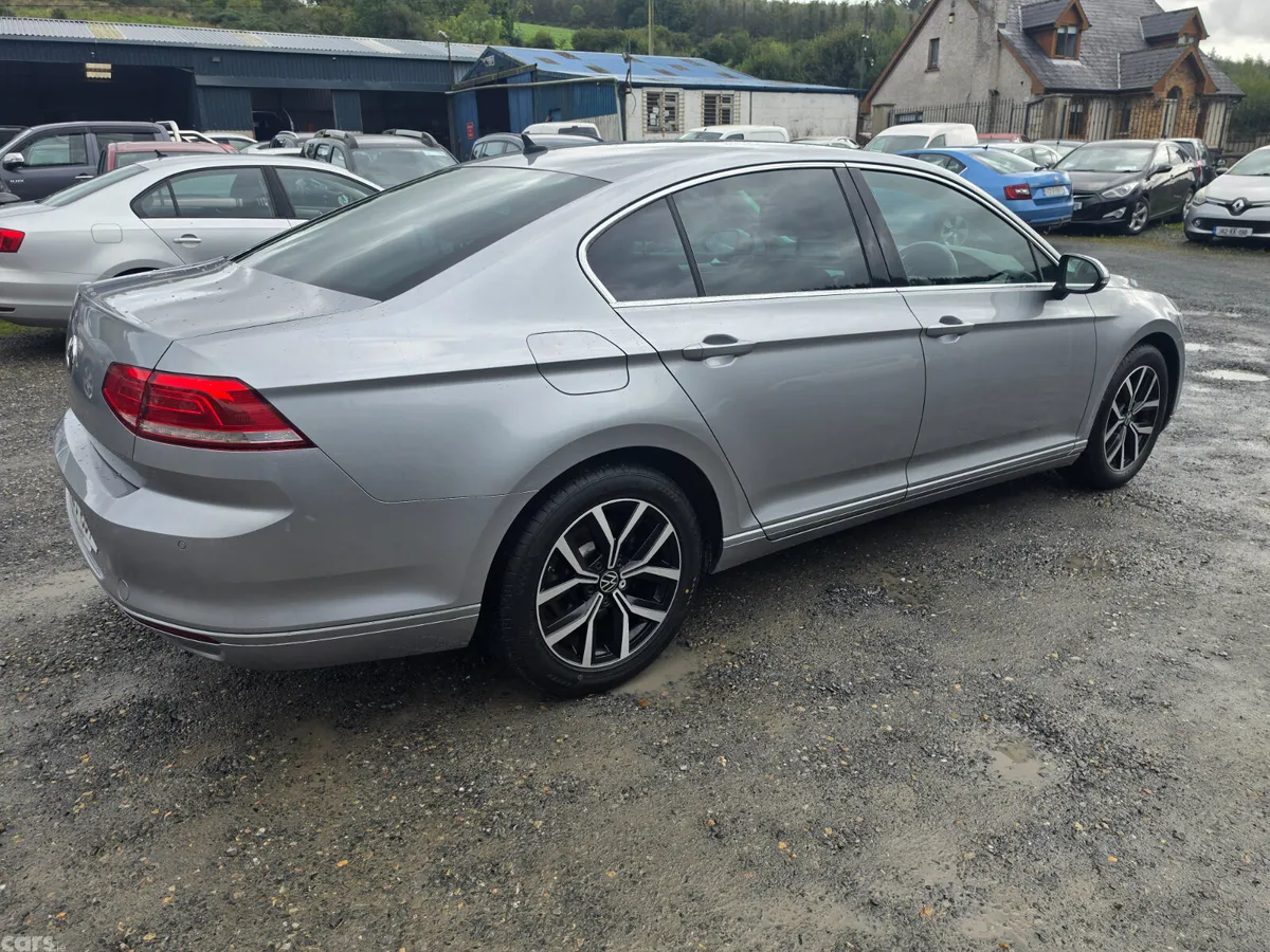 Volkswagen Passat Saloon, Diesel, 2018, Grey