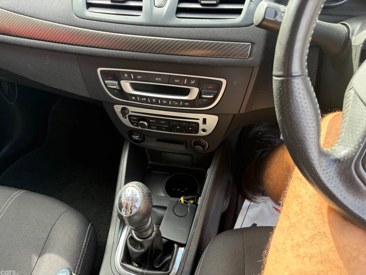 Renault Fluence Saloon, Diesel, 2016, Brown