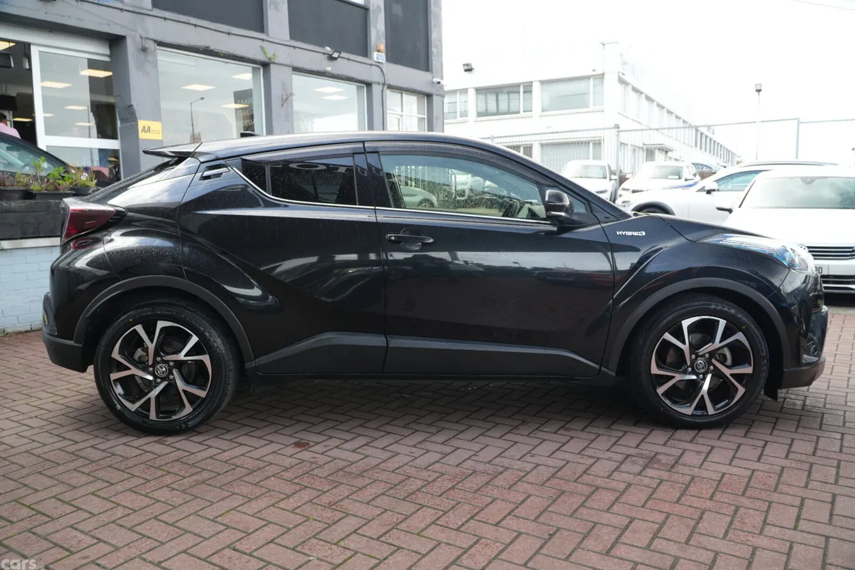 Toyota C-HR Hatchback, Petrol Hybrid, 2017, Black