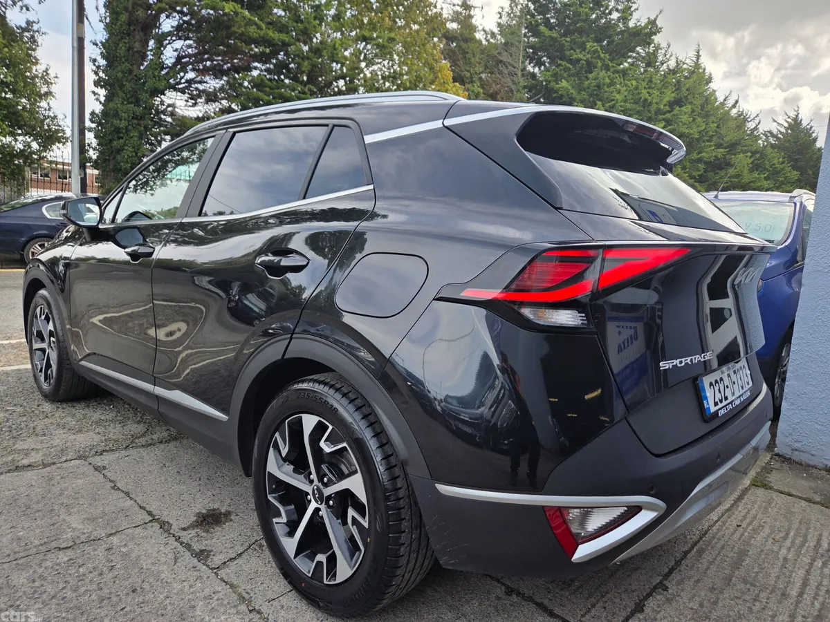 Kia Sportage SUV, Diesel Hybrid, 2023, Black