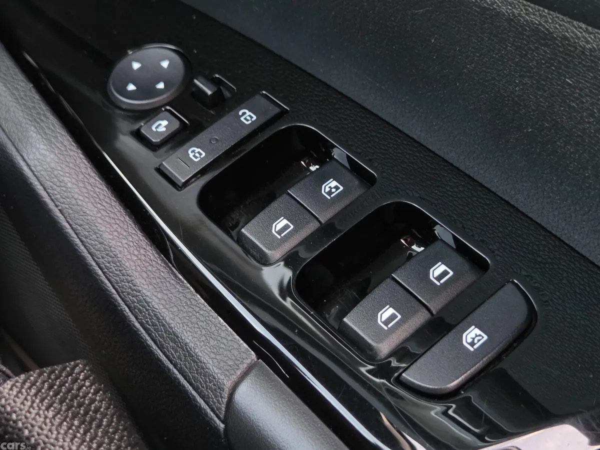 Kia Sportage SUV, Diesel Hybrid, 2023, Black