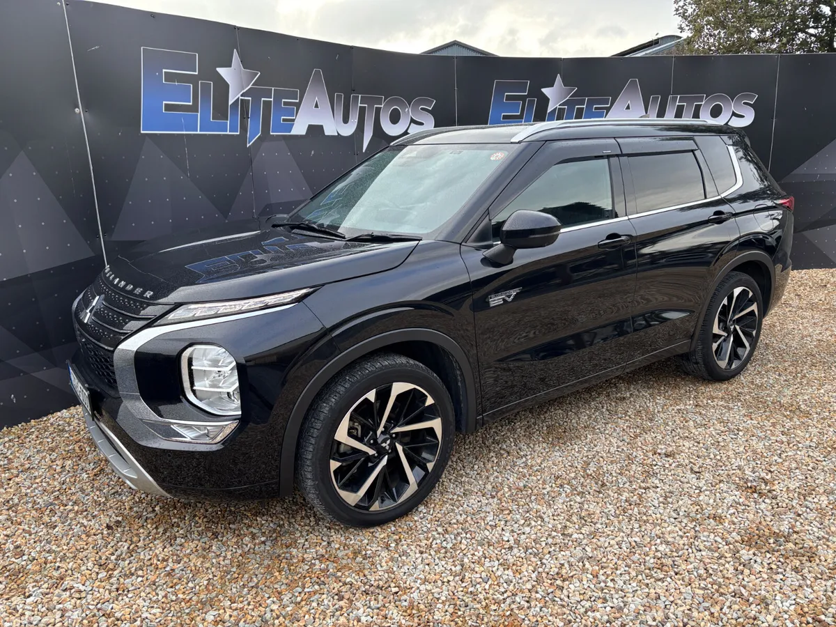 Mitsubishi Outlander SUV, Petrol Plug-in Hybrid, 2023, Black