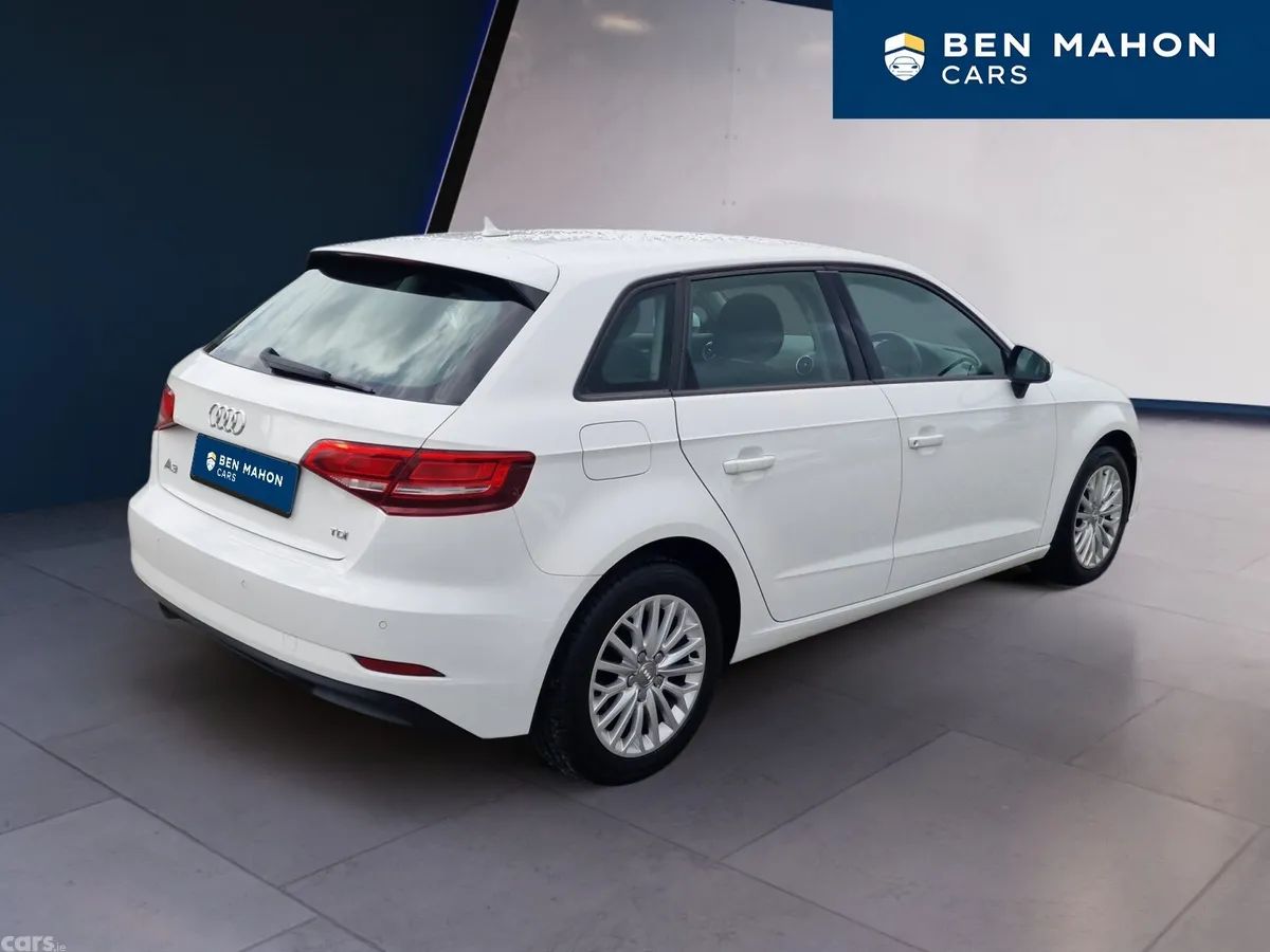 Audi A3 Hatchback, Diesel, 2017, White