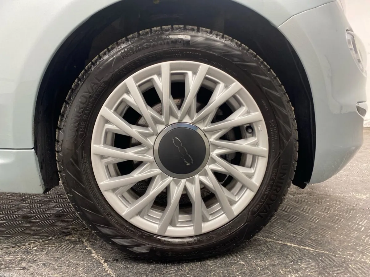 Fiat 500 Hatchback, Petrol, 2023, Green