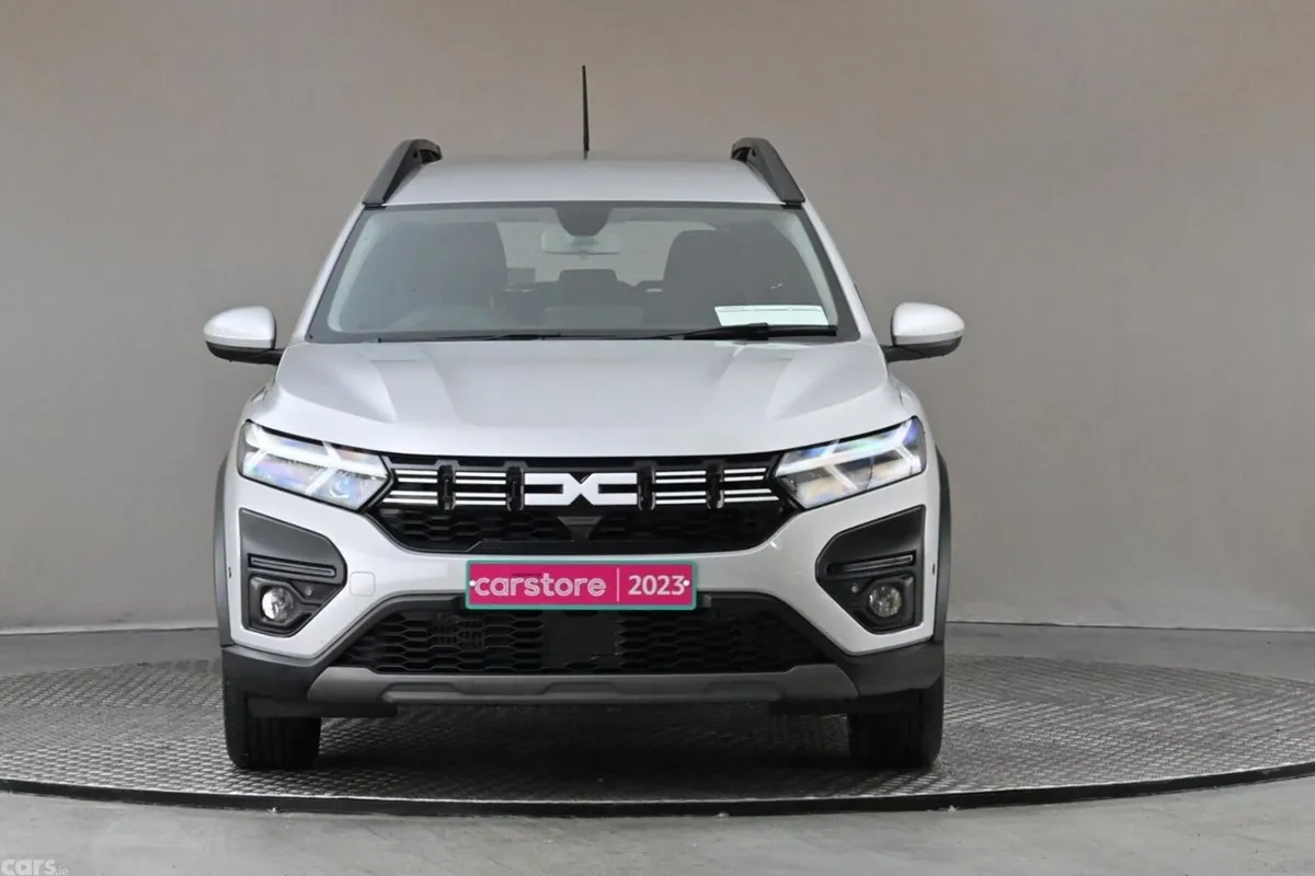 Dacia Jogger MPV, Petrol, 2023, Grey