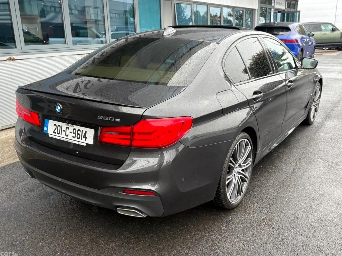 BMW 5-Series Saloon, Petrol Plug-in Hybrid, 2020, Grey