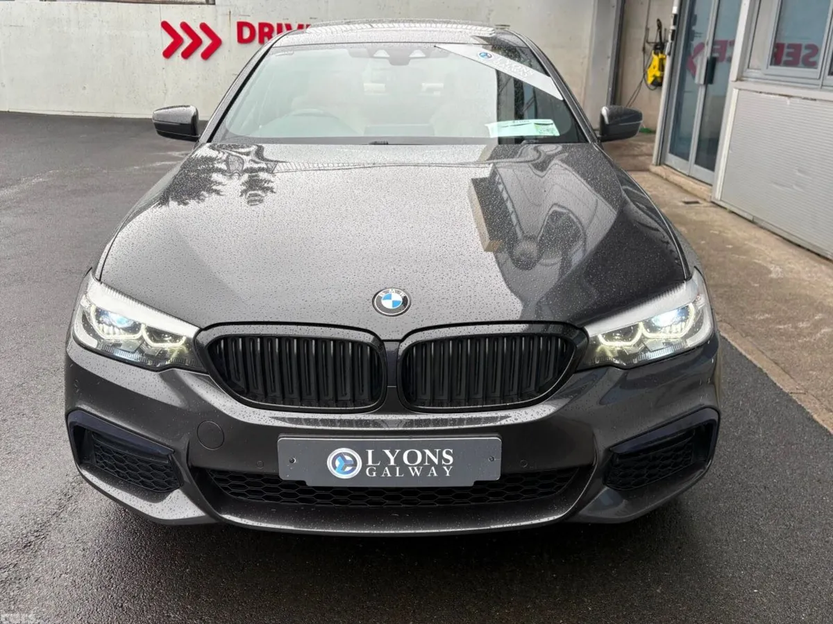 BMW 5-Series Saloon, Petrol Plug-in Hybrid, 2020, Grey
