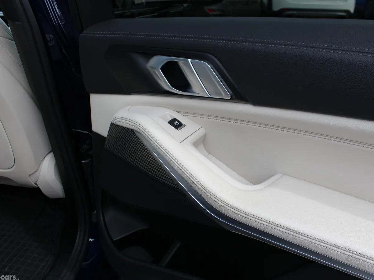 BMW X5 SUV, Petrol Hybrid, 2020, Blue