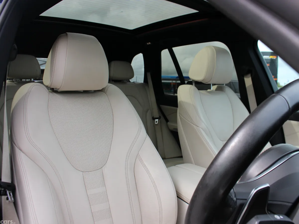 BMW X5 SUV, Petrol Hybrid, 2020, Blue