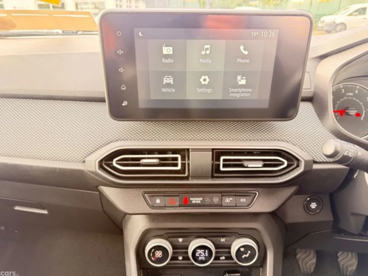 Dacia Jogger MPV, Petrol, 2023, Grey