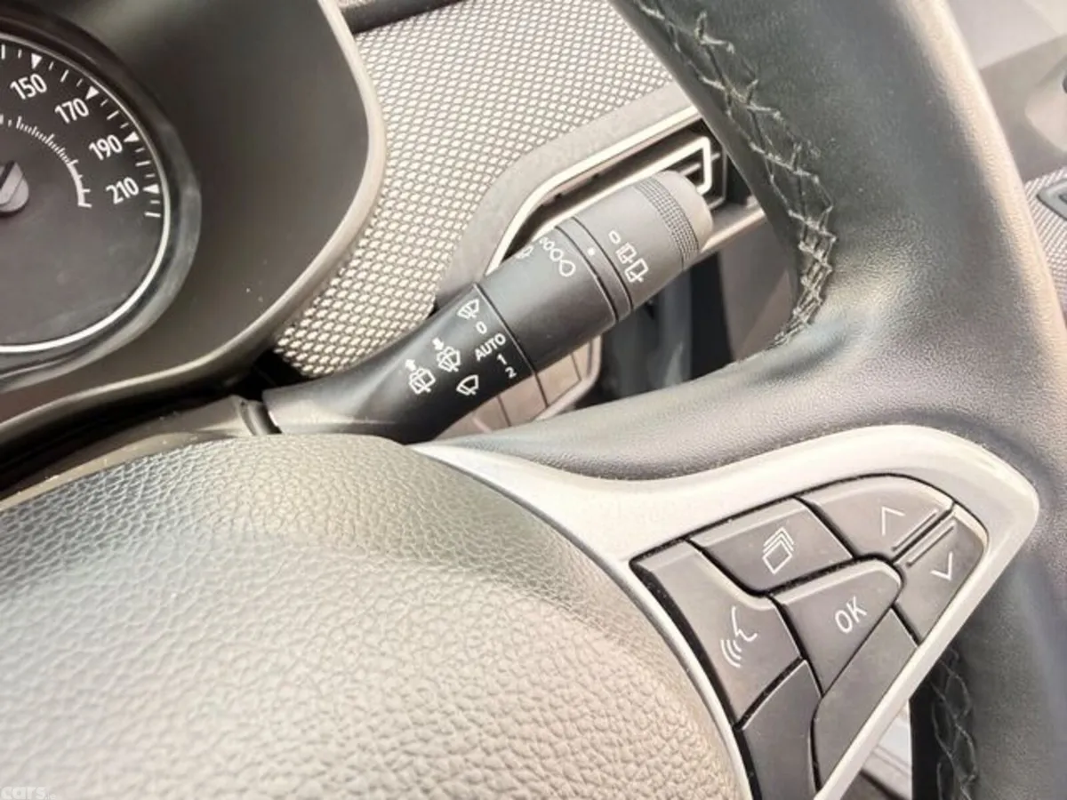 Dacia Jogger MPV, Petrol, 2023, Grey
