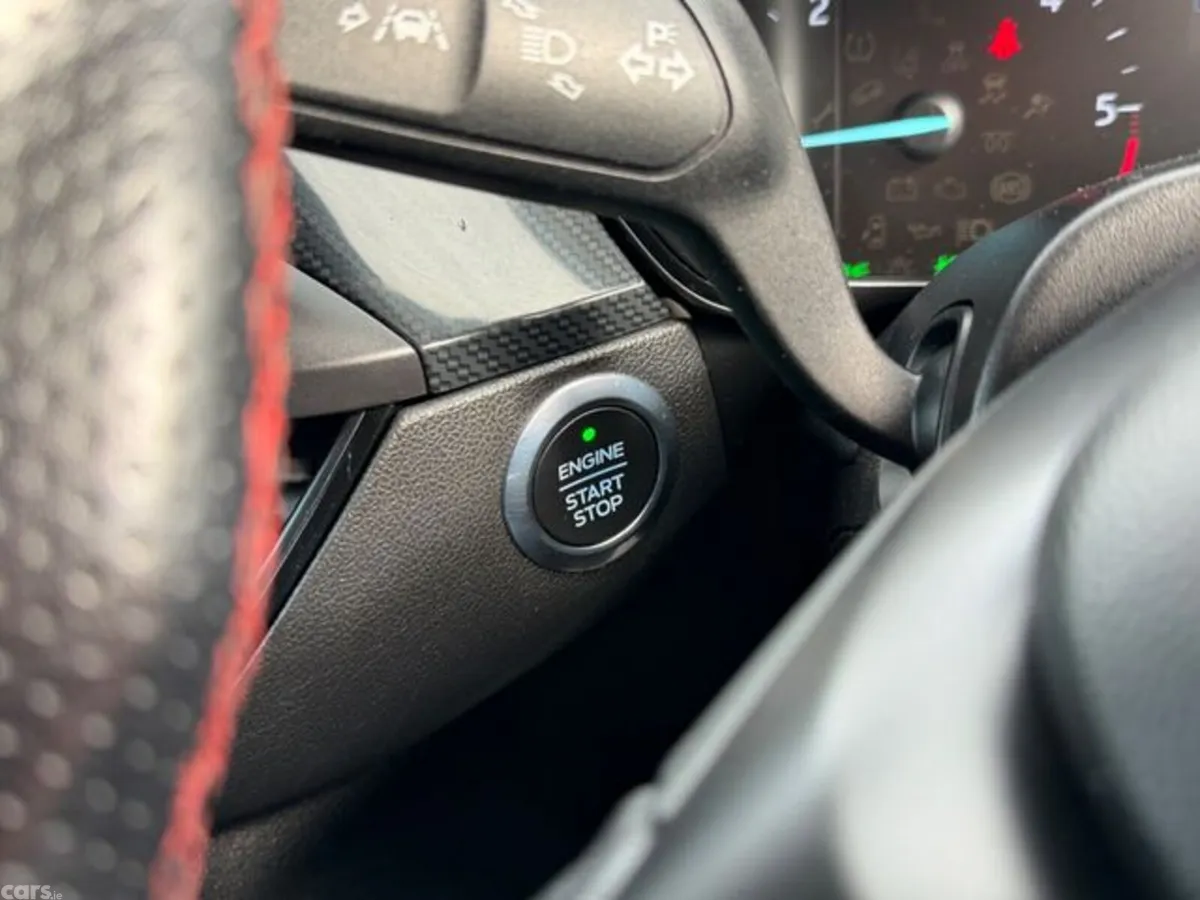 Ford Focus Hatchback, Diesel, 2019, Silver