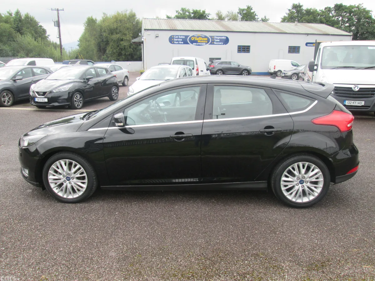 Ford Focus Hatchback, Diesel, 2016, Black