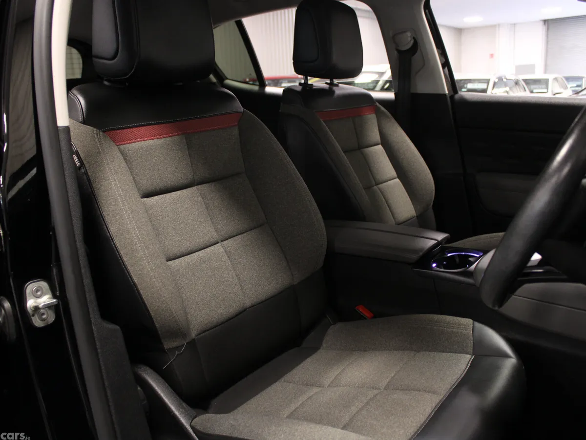 Citroen C5 Aircross Hatchback, Diesel, 2021, Black