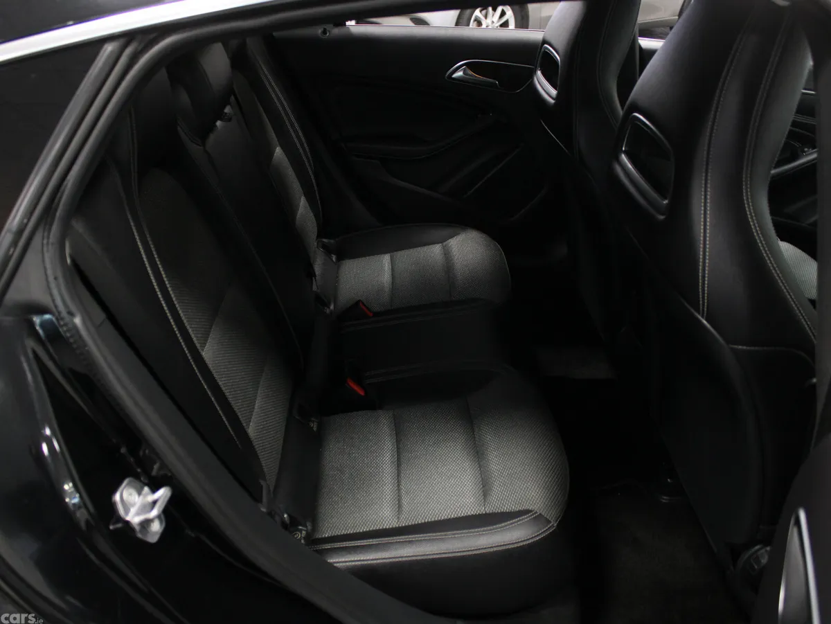 Mercedes-Benz CLA Estate, Petrol, 2018, Black