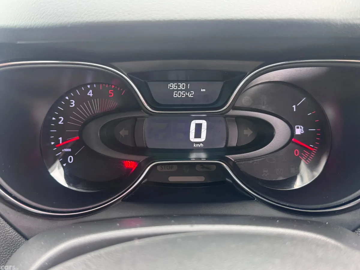 Renault Captur Hatchback, Diesel, 2017, Grey