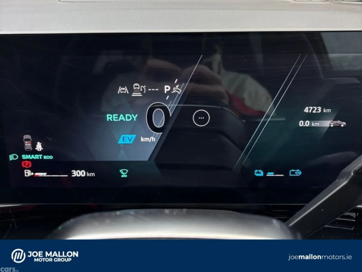 Renault Austral SUV, Petrol Hybrid, 2026, Black