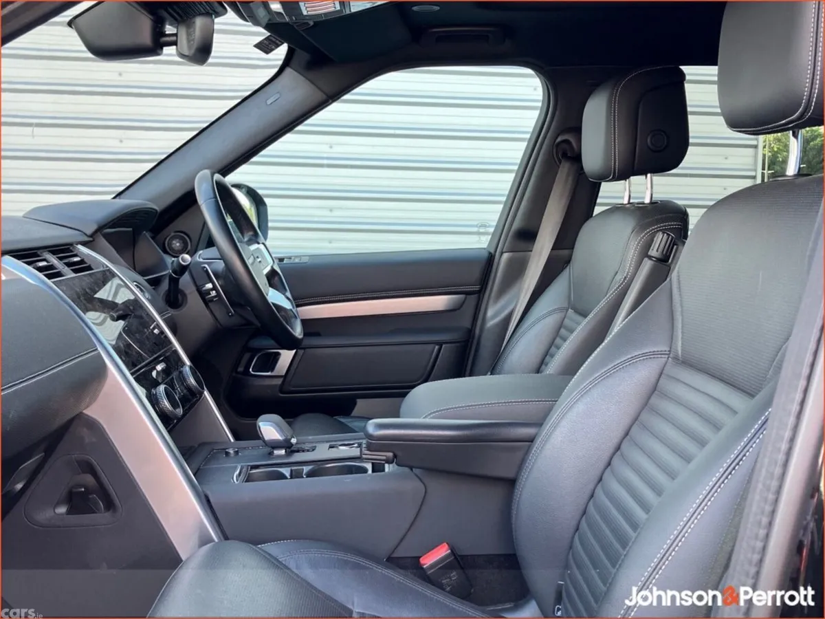 Land Rover Discovery SUV, Diesel, 2023, Black