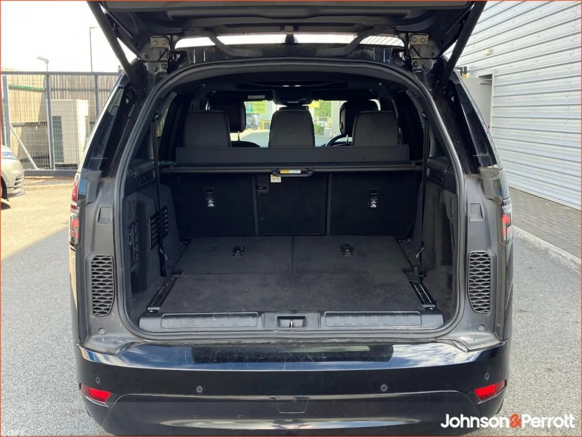 Land Rover Discovery SUV, Diesel, 2023, Black