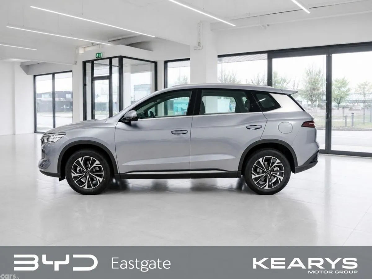 BYD SEALION 5 Hatchback, Petrol Plug-in Hybrid, 2026, Grey