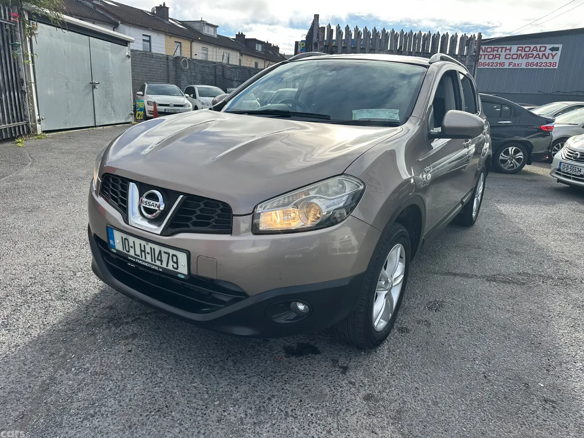 Nissan Qashqai Hatchback, Diesel, 2010, Beige