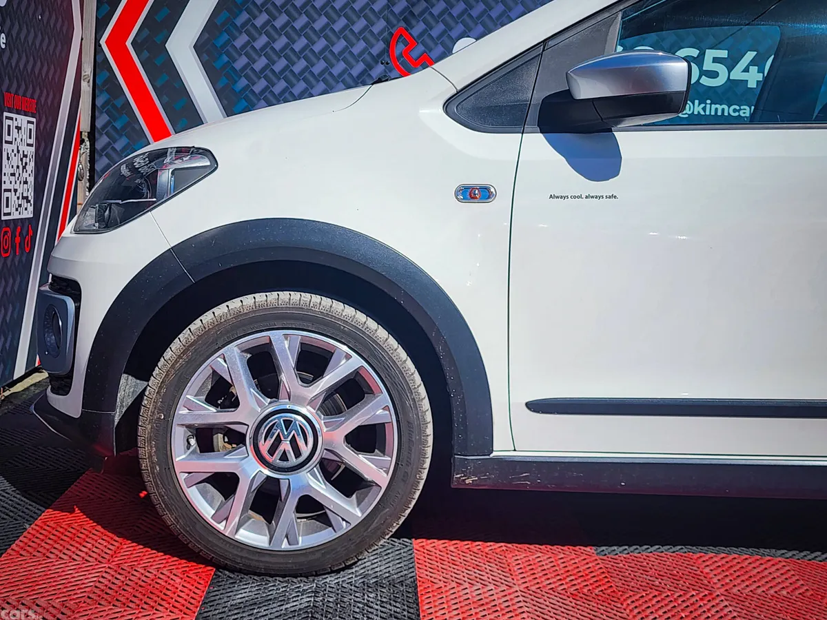 Volkswagen up! Hatchback, Petrol, 2015, White