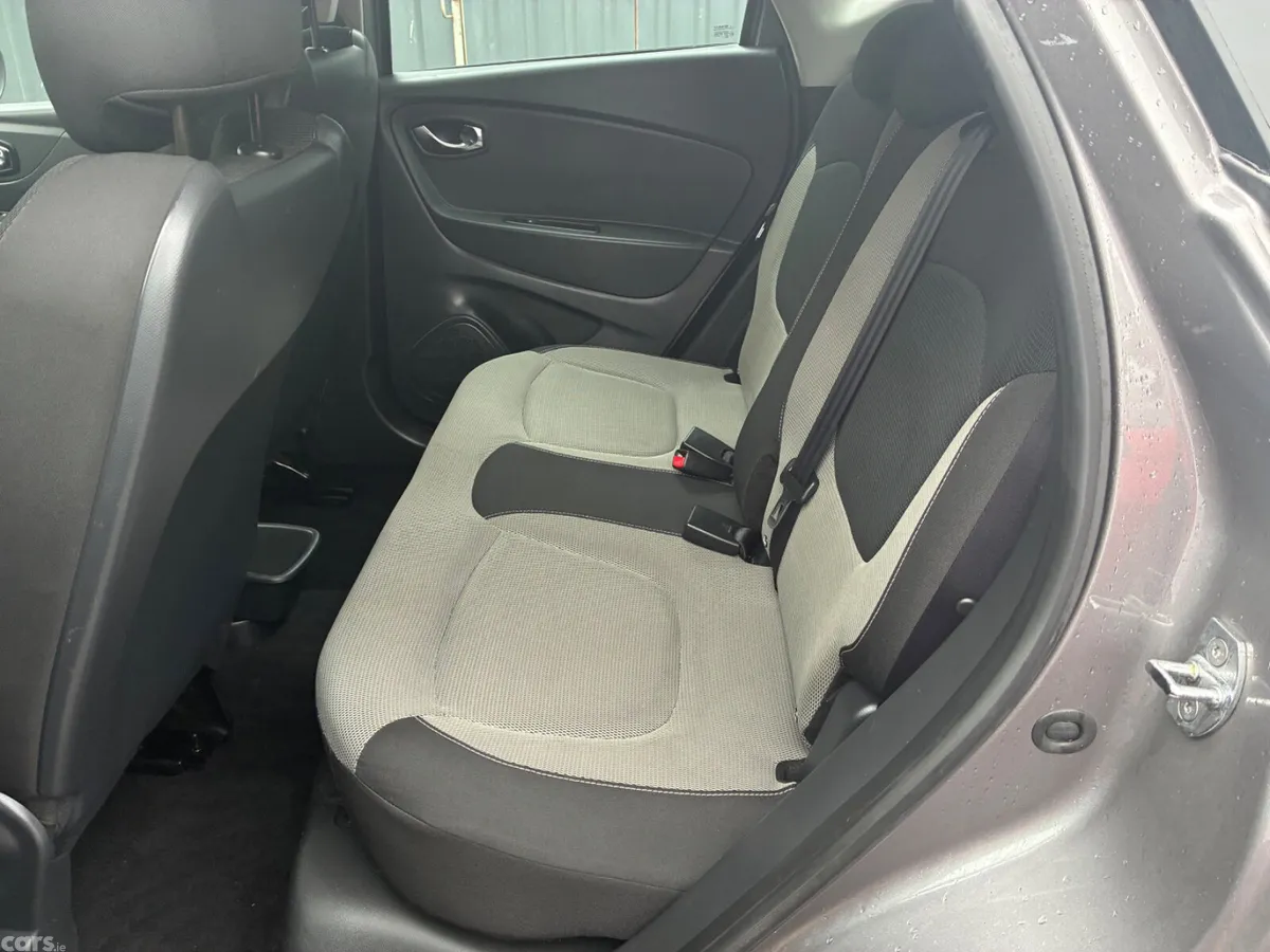 Renault Captur Hatchback, Diesel, 2016, Grey