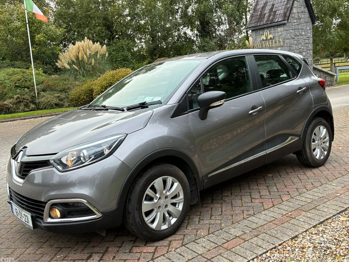 Renault Captur Hatchback, Diesel, 2016, Grey